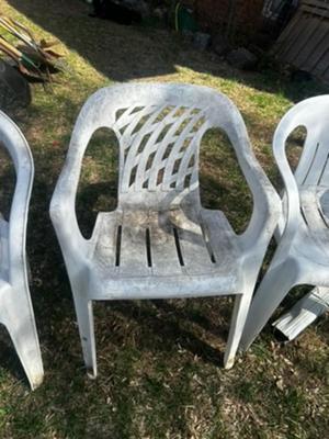 Set of 5 White Plastic Chairs