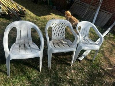 Set of 5 White Plastic Chairs