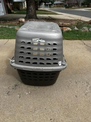 XL Plastic Dog Crate