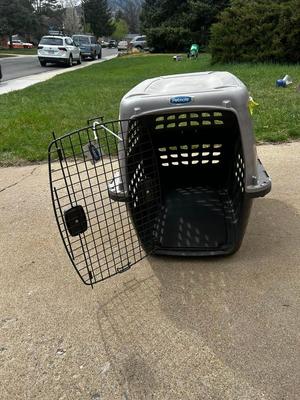 XL Plastic Dog Crate
