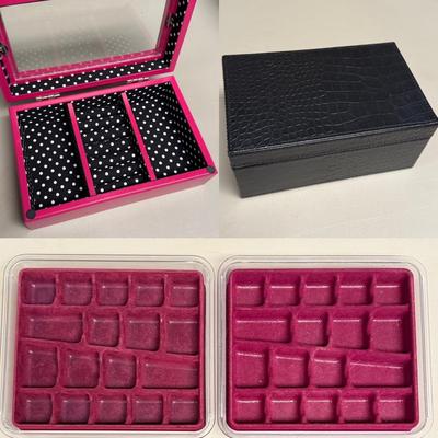 Jewelry Boxes & Organizers (ST-HS)