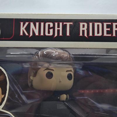 LOT 8: Michael Knight w/ Kitt Funko Pops NIB