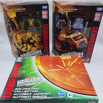LOT 41: NIB Transformers Kingdom War For Cybertron Trilogy Toys