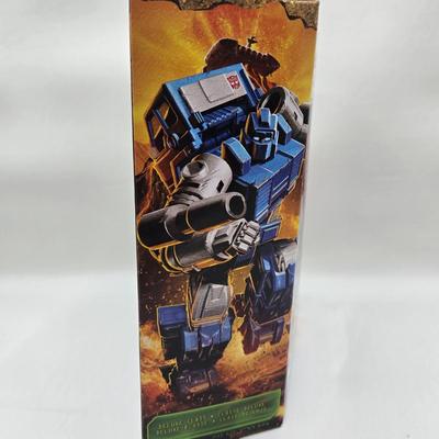 LOT 42: Beast Wars Transformers and Transformers Kingdom War for Cybertron Trilogy Toys NIB