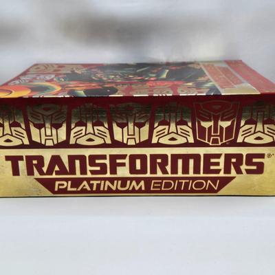 LOT 44: NIB Transformers Platinum Edition Ultra Magnus