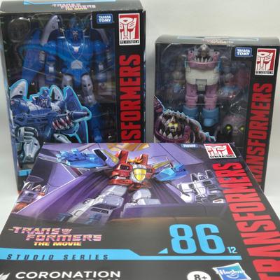 LOT 47: NIB Transformers The Movie Studio Series Toys