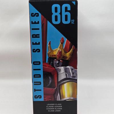 LOT 47: NIB Transformers The Movie Studio Series Toys