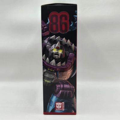 LOT 47: NIB Transformers The Movie Studio Series Toys