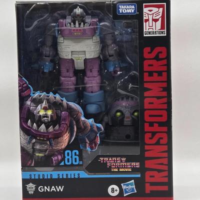 LOT 47: NIB Transformers The Movie Studio Series Toys