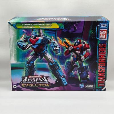 LOT 51: NIB Transformers Legacy Evolution Toys