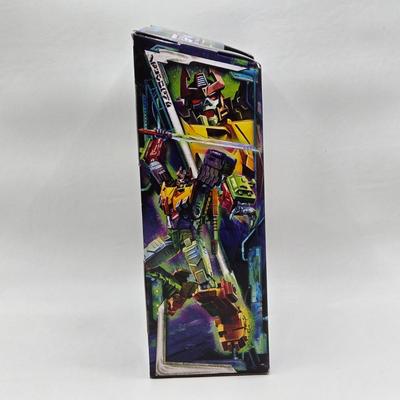 LOT 51: NIB Transformers Legacy Evolution Toys