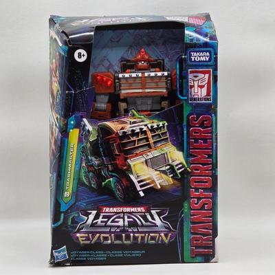 LOT 51: NIB Transformers Legacy Evolution Toys