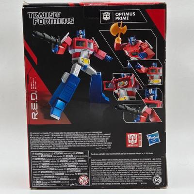 LOT 52: NIB Transformers R.E.D. Toys