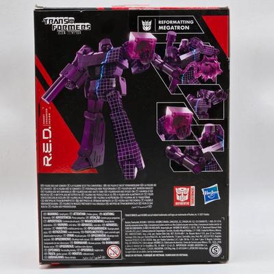 LOT 52: NIB Transformers R.E.D. Toys