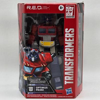 LOT 52: NIB Transformers R.E.D. Toys