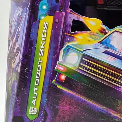LOT 53: Transformers Legacy Toys NIB