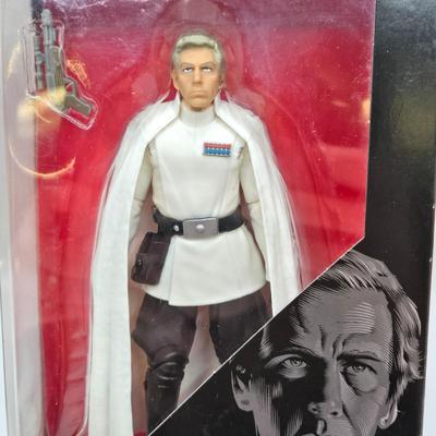 LOT 55: NIB Star Wars Toys