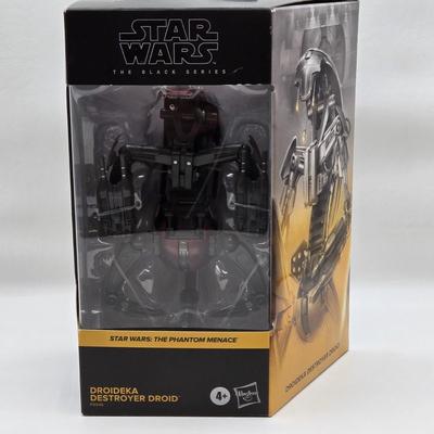 LOT 55: NIB Star Wars Toys