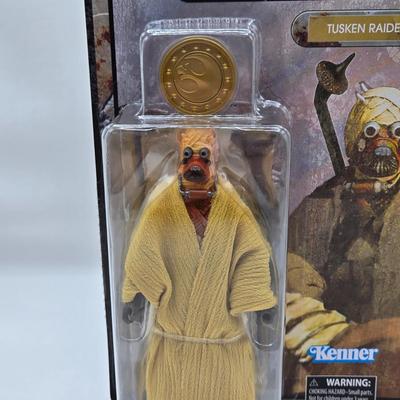 LOT 55: NIB Star Wars Toys