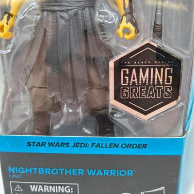 LOT 56: NIB Star Wars the Black Series Toys