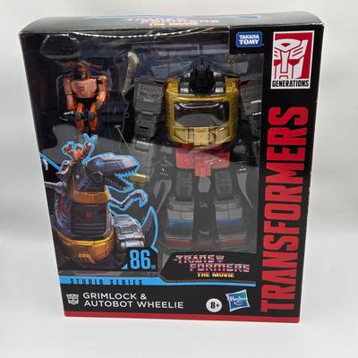 LOT 58: Transformers The Movie Studio Series Grimlock and Autobot Wheelie NIB