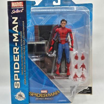 LOT 60: NIB Marvel Iron Man and Spider-Man