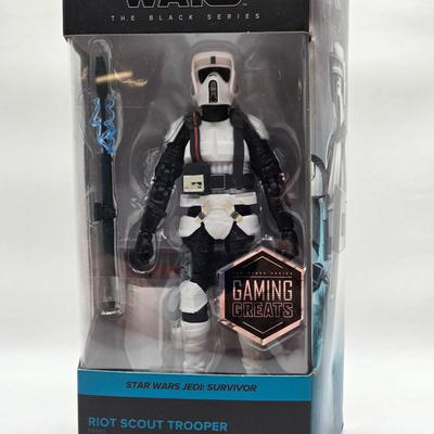 LOT 62: Star Wars The Black Series Toys NIB