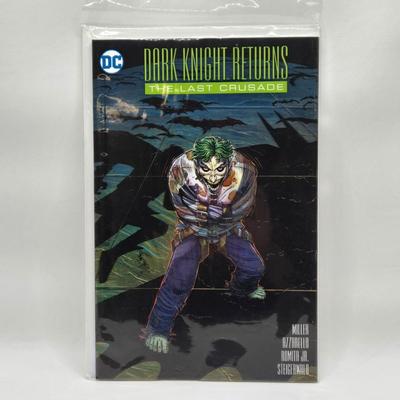LOT 72: DC Batman Comics