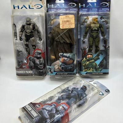 LOT 124: Halo Toys New in Packaging