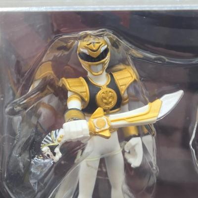 LOT 125: Go Go Power Rangers/ Hero World Power Ranger Toys NIB