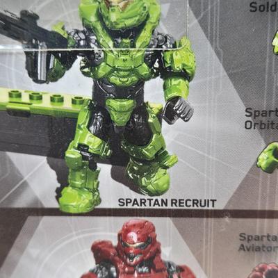 LOT 126: Mega Blocks Halo Spartan Customizer Pack NIB