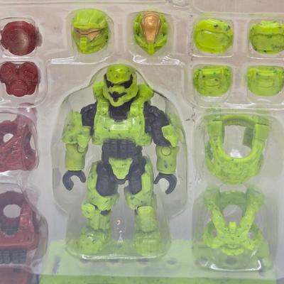 LOT 126: Mega Blocks Halo Spartan Customizer Pack NIB