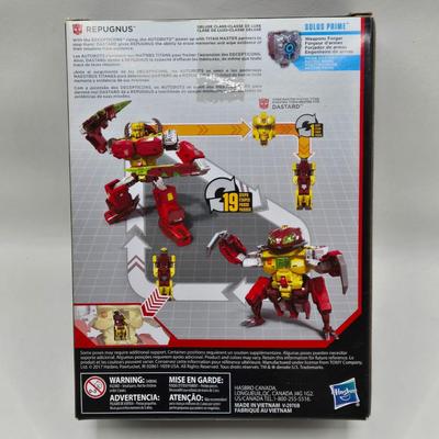 LOT 129: Variety of Transformer Toys NIB