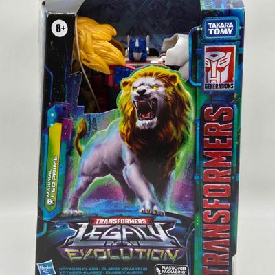 LOT 129: Variety of Transformer Toys NIB