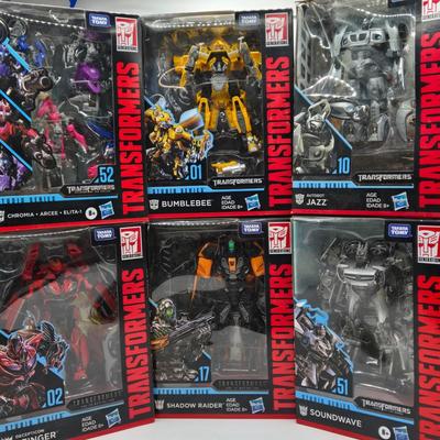 LOT 137: Transformers Studio Series Toys NIB