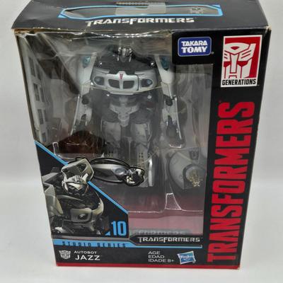 LOT 137: Transformers Studio Series Toys NIB