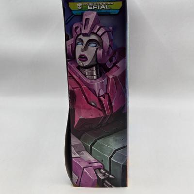 LOT 139: Transformers Legacy and Legacy Evolution Toys NIB