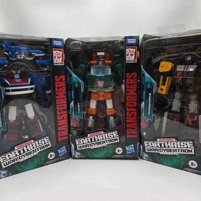 LOT 142: Transformers Earthwise War for Cybertron Trilogy Toys NIB