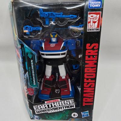 LOT 142: Transformers Earthwise War for Cybertron Trilogy Toys NIB