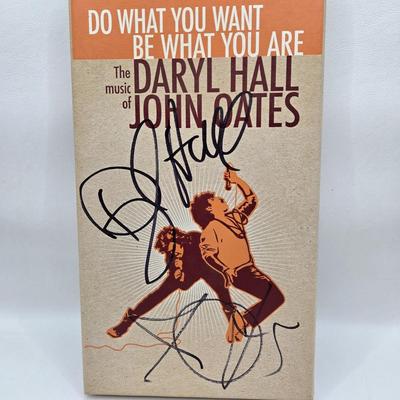 LOT 145: Signed CDs / Daryl Hall & John Oates Do What You Want Be Who You Are and Vinda Shepard Red Light Green Light