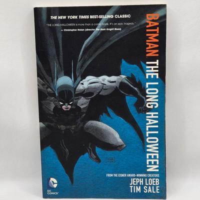 LOT 147: Variety of DC Hard and Soft Covered Batman Comic Books