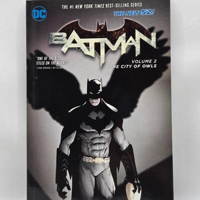 LOT 147: Variety of DC Hard and Soft Covered Batman Comic Books