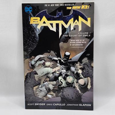 LOT 147: Variety of DC Hard and Soft Covered Batman Comic Books