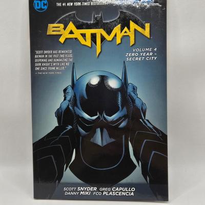 LOT 147: Variety of DC Hard and Soft Covered Batman Comic Books