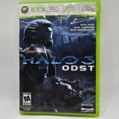 LOT 161: Multiple XBox 360 Games Including DJ Hero 2 and Gears of War