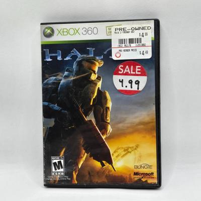 LOT 161: Multiple XBox 360 Games Including DJ Hero 2 and Gears of War
