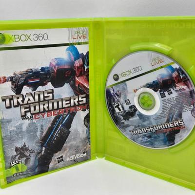 LOT 161: Multiple XBox 360 Games Including DJ Hero 2 and Gears of War