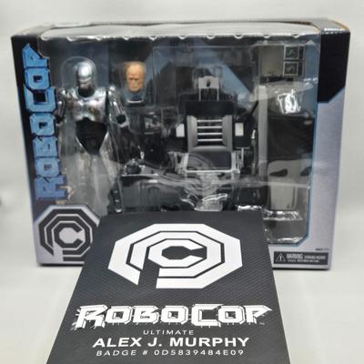 LOT 162: RoboCop Toys NIB