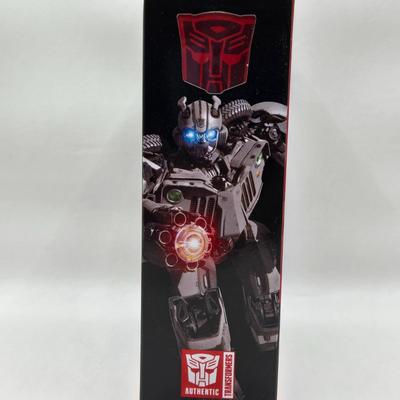 LOT 163: Transformers Studio Series Megatron, Junkheap, and N.E.S.T BumbleBee NIB