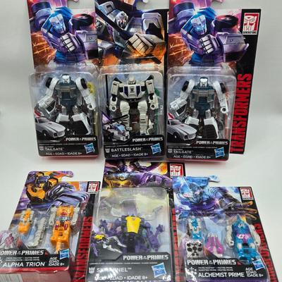 LOT 165: Variety of Transformer Toys NIB